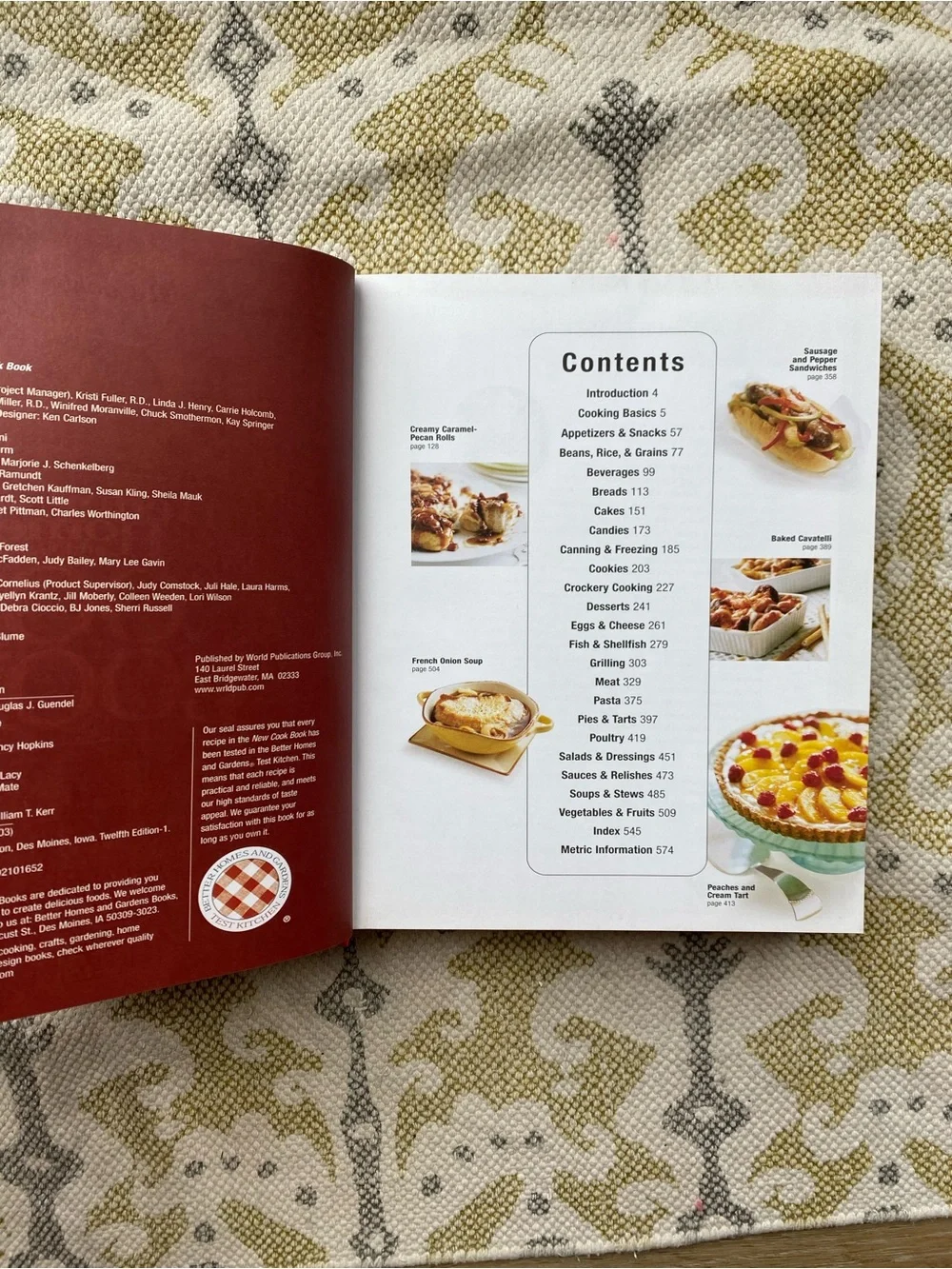 Better Homes And Gardens #1 American Cookbook Gift Edition with Plaid Hard Cover